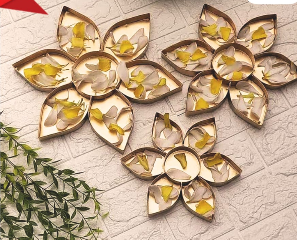 Flower petals decorative urli set of 3