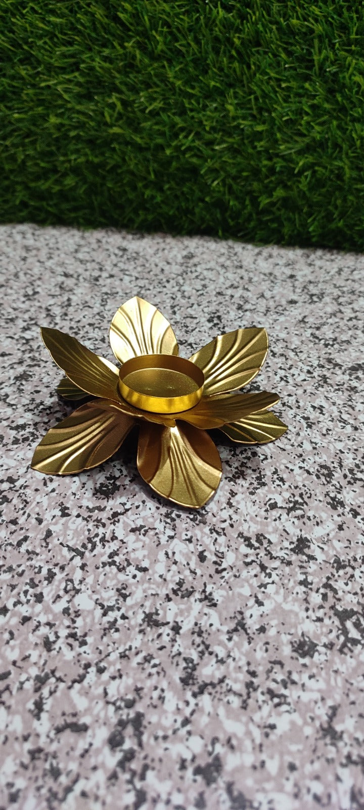 Metal Flower tealight/ Candle Holder