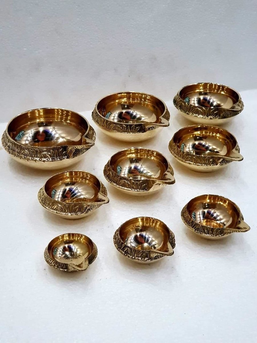 Handmade pure brass kuber diya/Indian Pooja diya/Vilakku