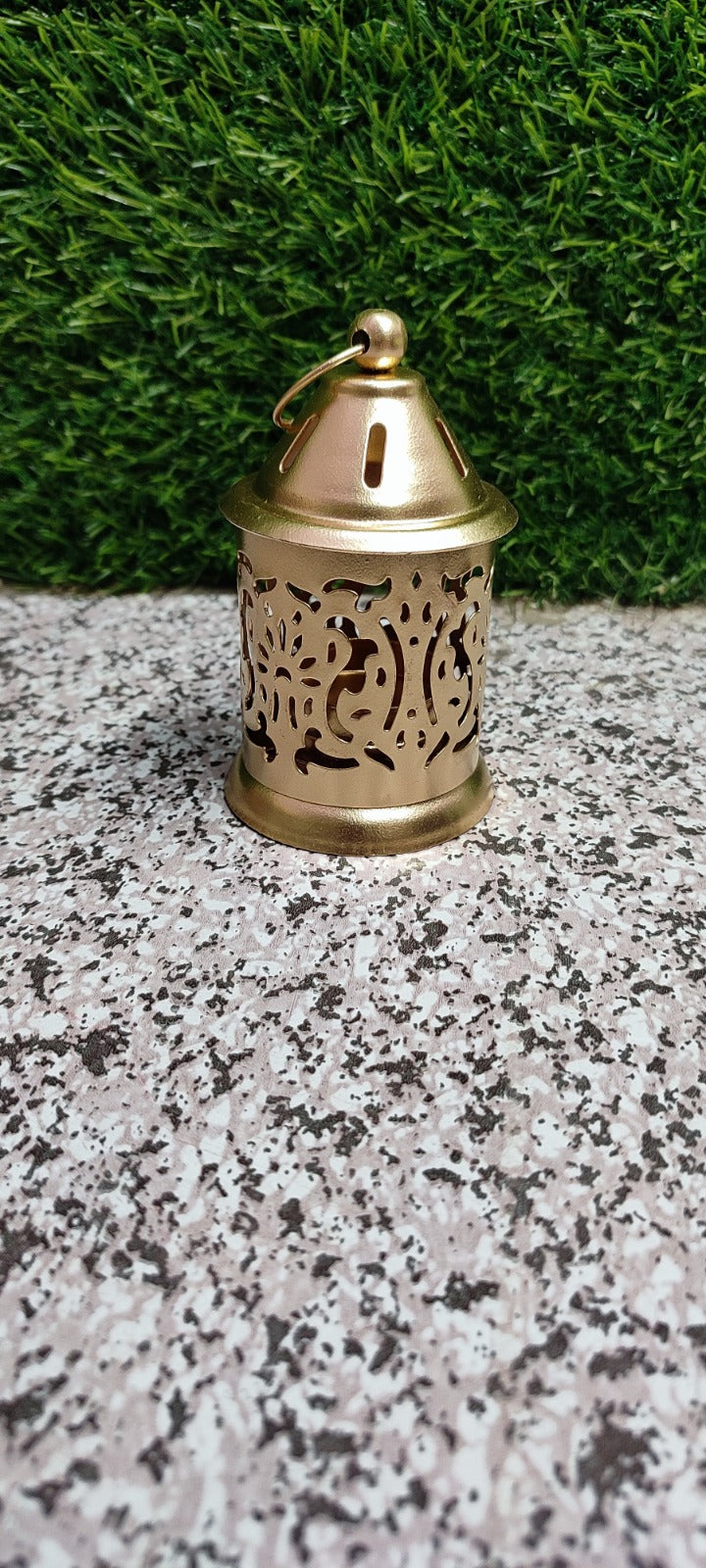 Metal Decorative Lantern/ Tealight holder