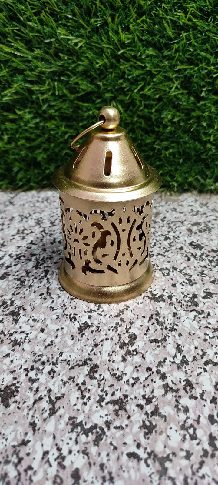 Metal Decorative Lantern/ Tealight holder