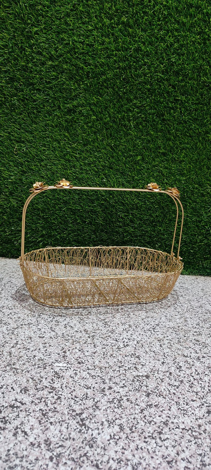 Metal oval hamper basket