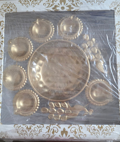 Metal urli- white display box - 10 inch