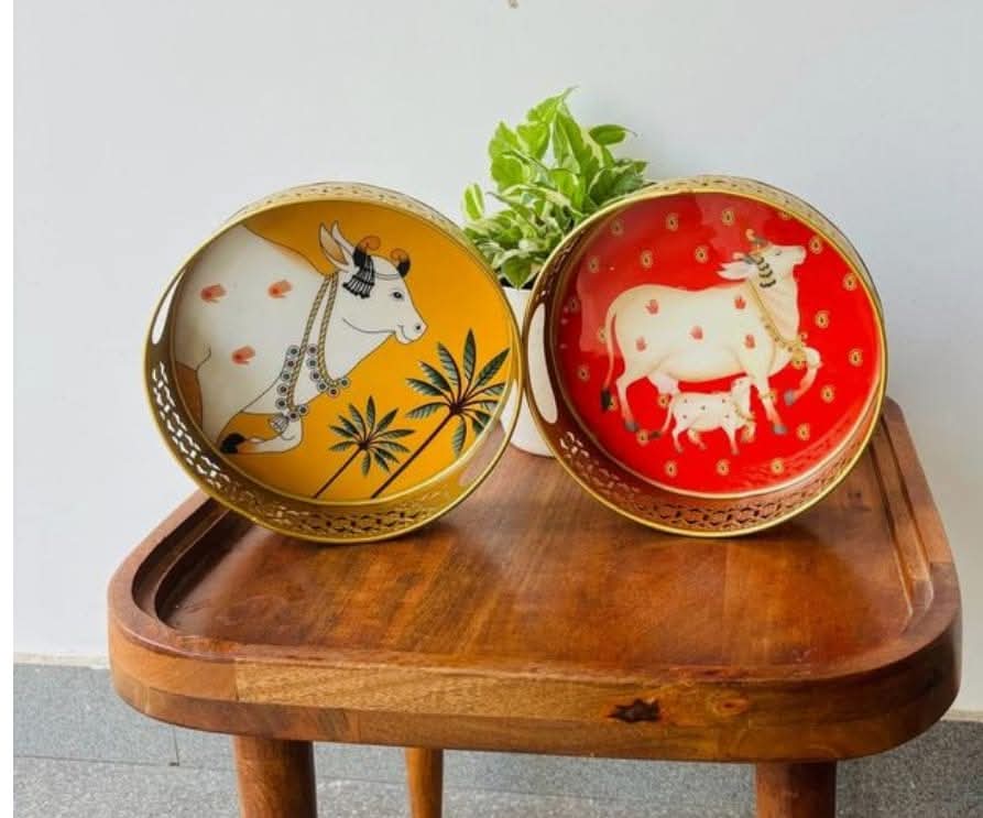 Pichwai print serving tray set of 2