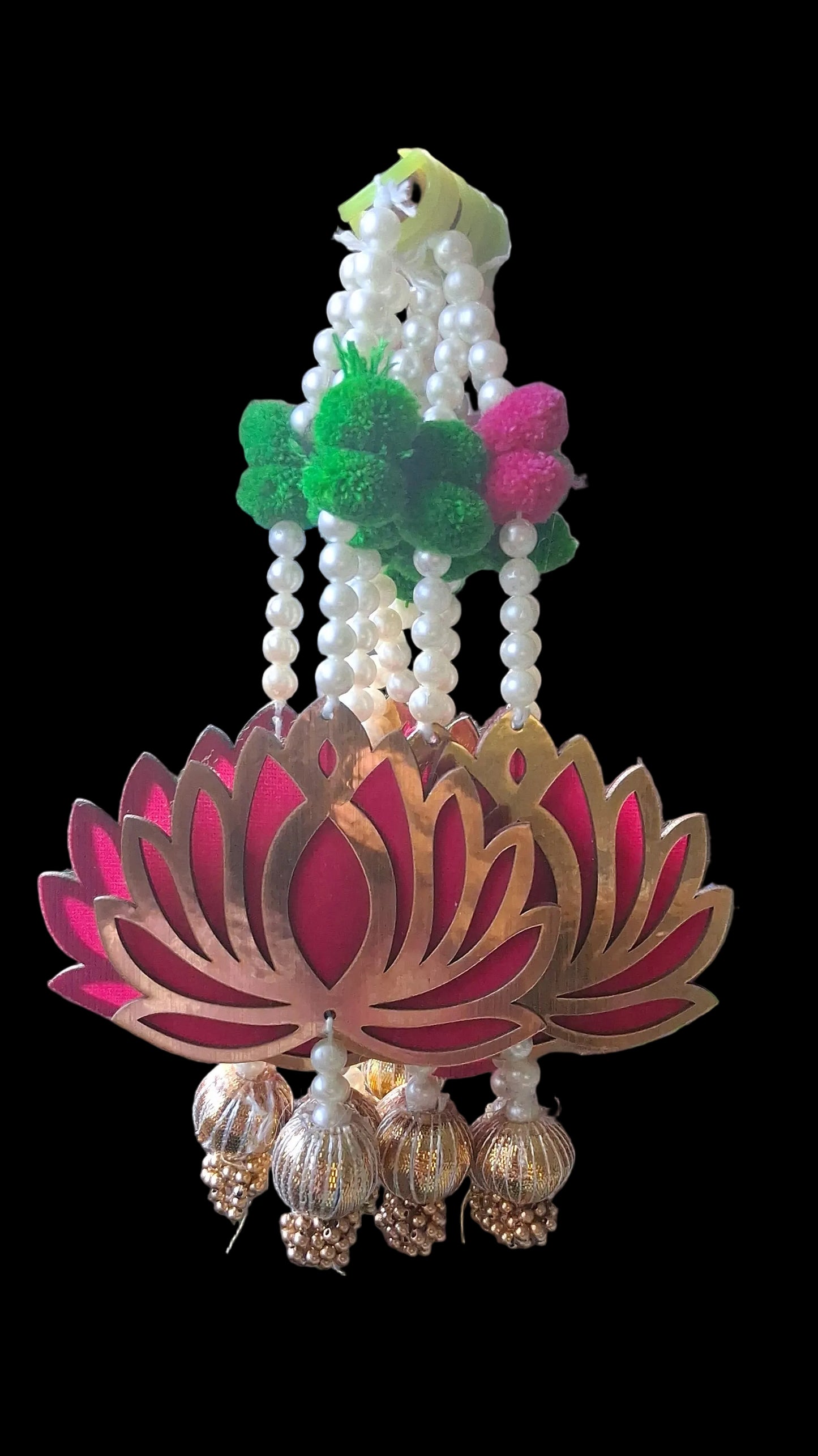 Lotus hanging with pompom -1ft