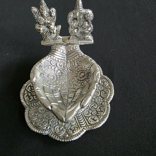 Ganesha-Lakshmi Diya